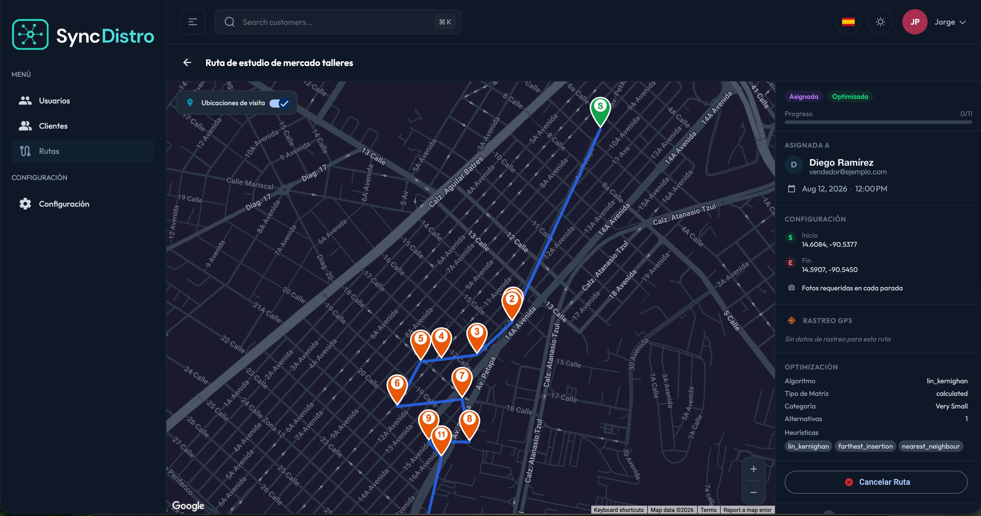 Detalle de una ruta asignada en SyncDistro, con el orden de visitas en el mapa y el panel de rastreo GPS