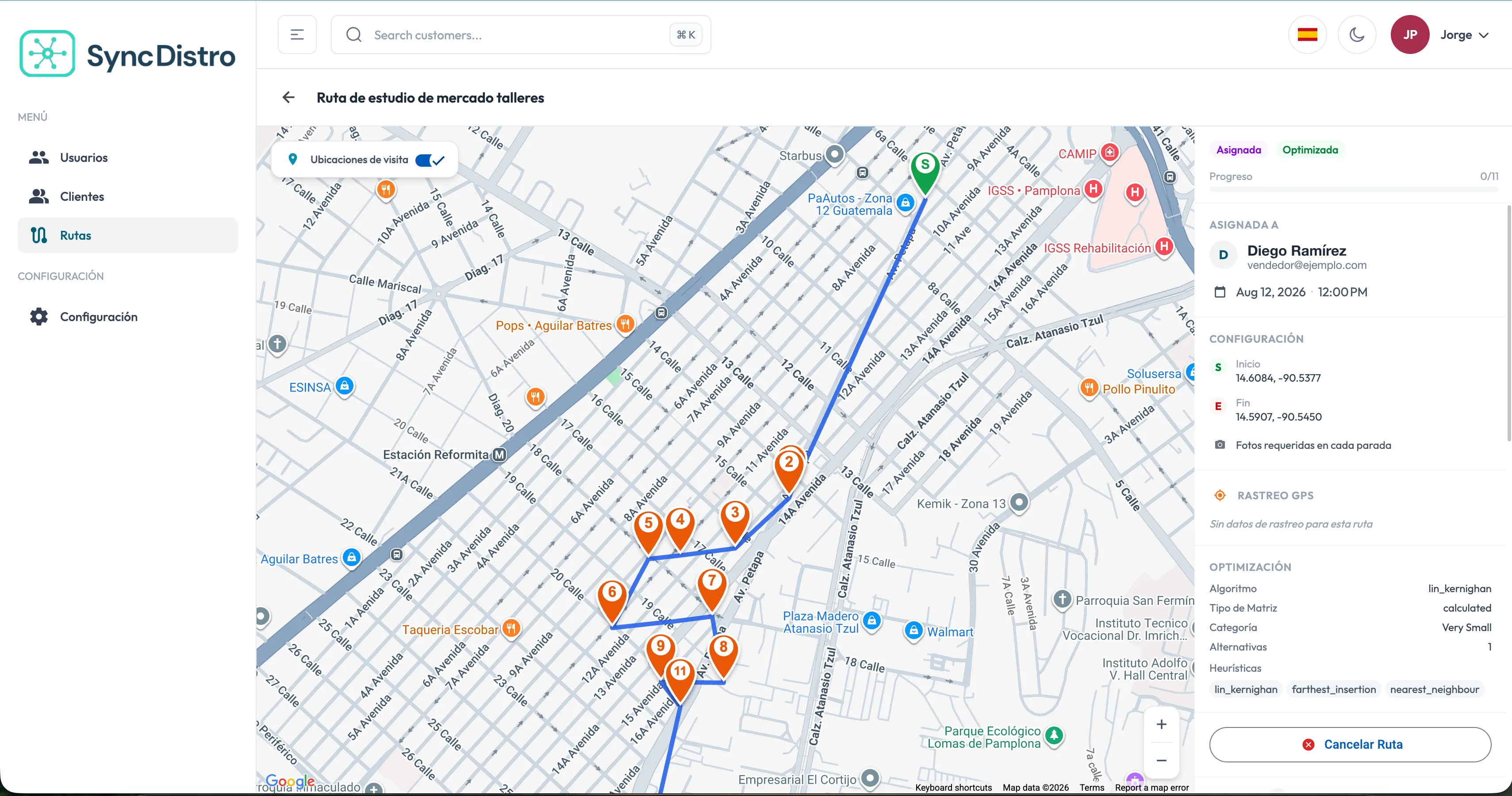 Detalle de una ruta asignada en SyncDistro, con el orden de visitas en el mapa y el panel de rastreo GPS